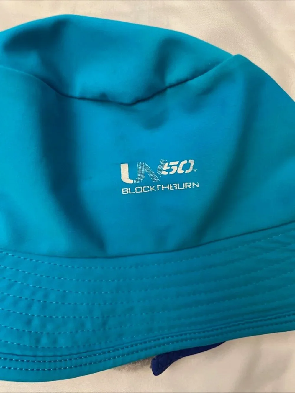 SPEEDO Block The Burn UV50 Infant Swim Beach Bucket Hat Blue Size L/XL